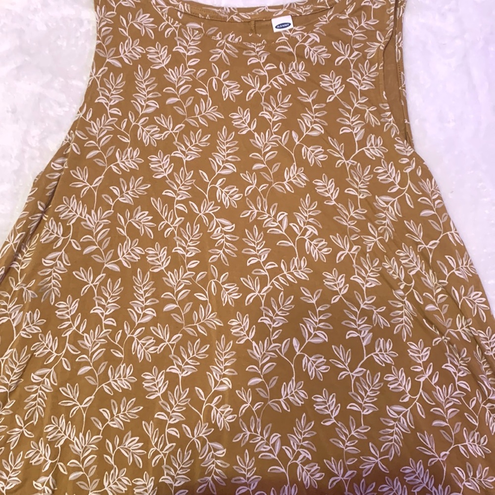 Old navy tank top